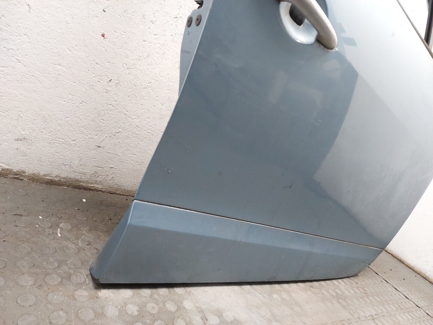 Дверь передняя правая