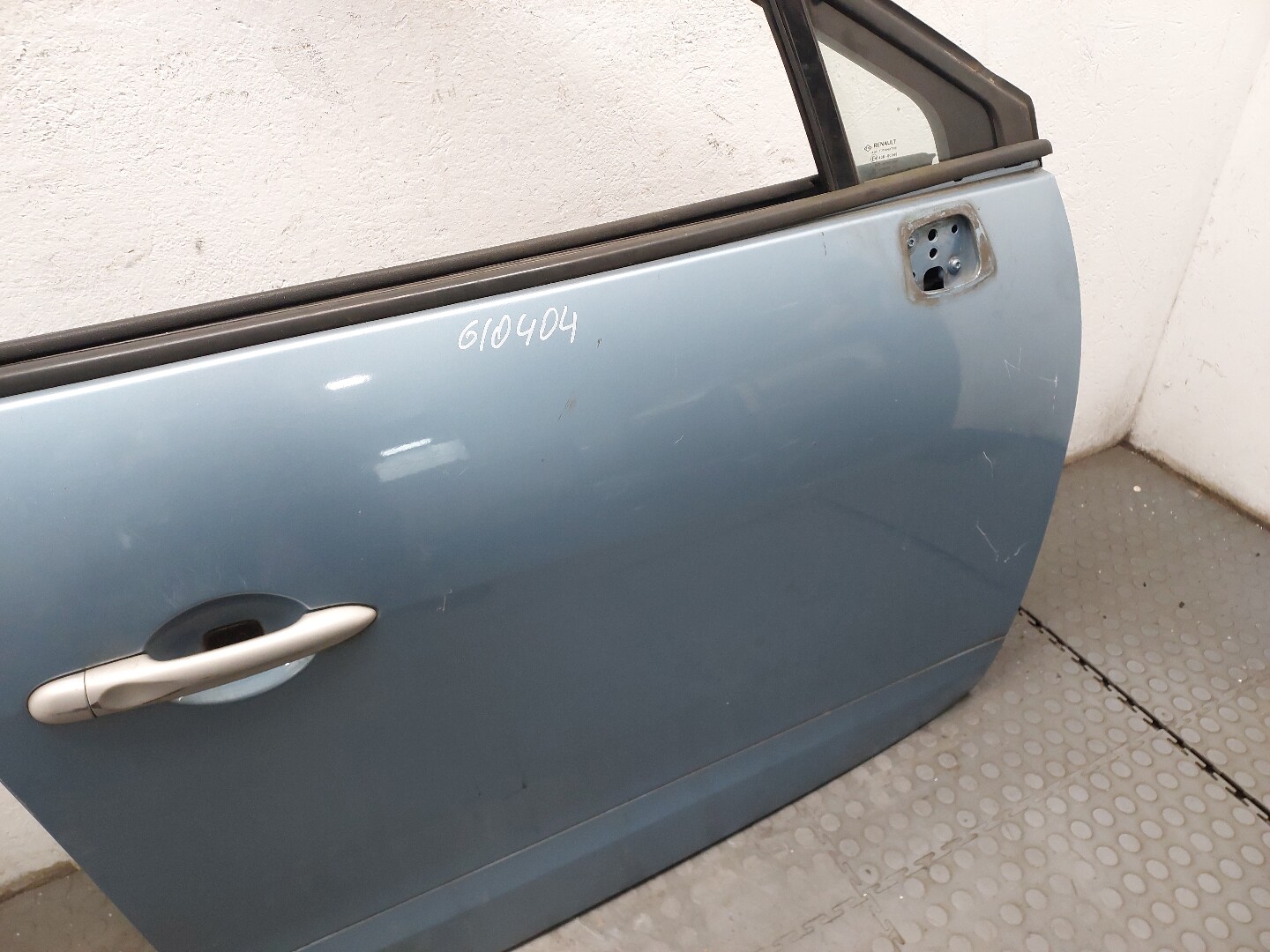 Дверь передняя правая