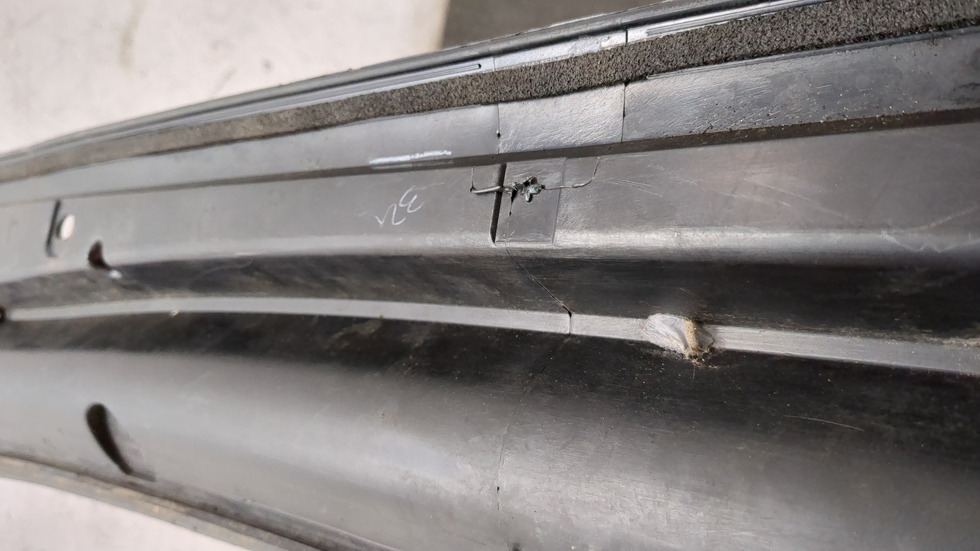 Решетка стеклоочистителей (Жабо)