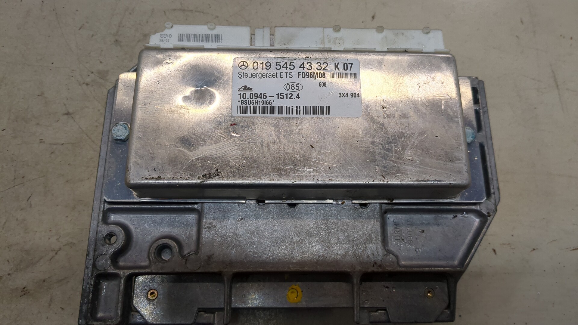 Блок управления двигателем