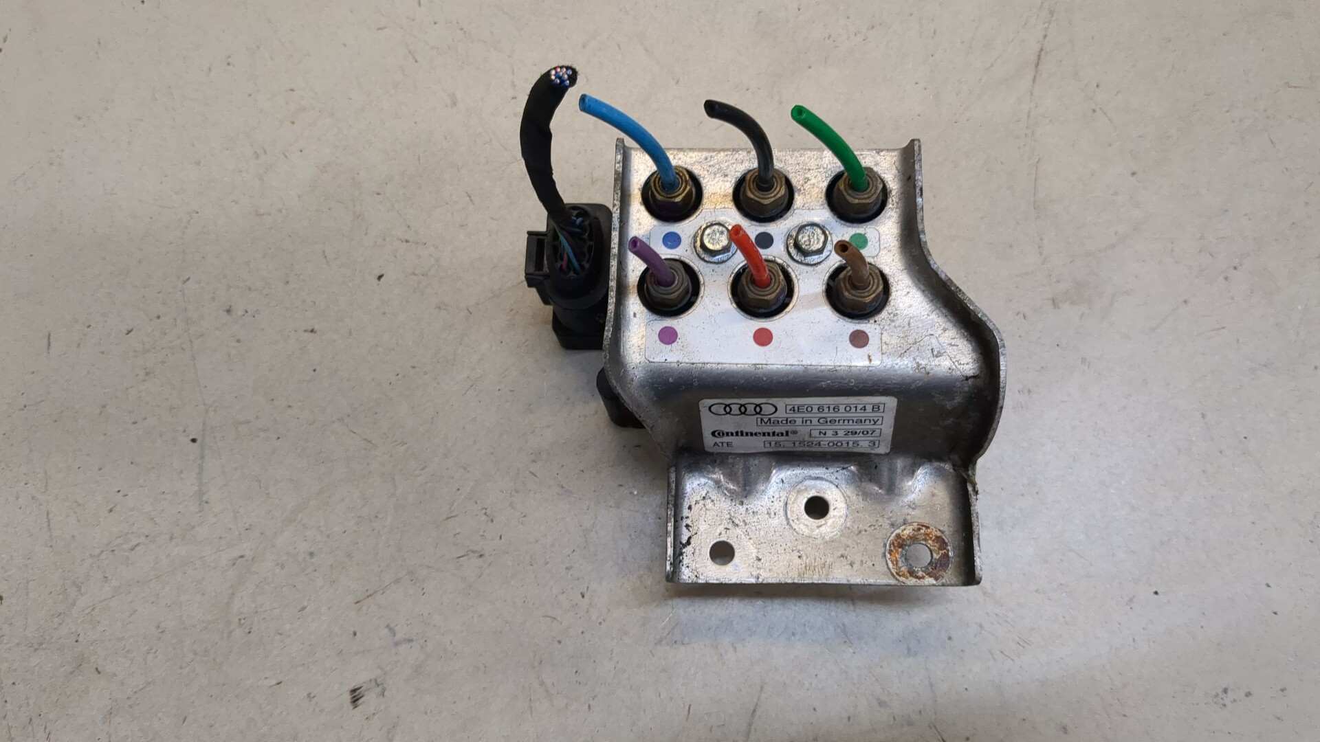 Блок клапанов