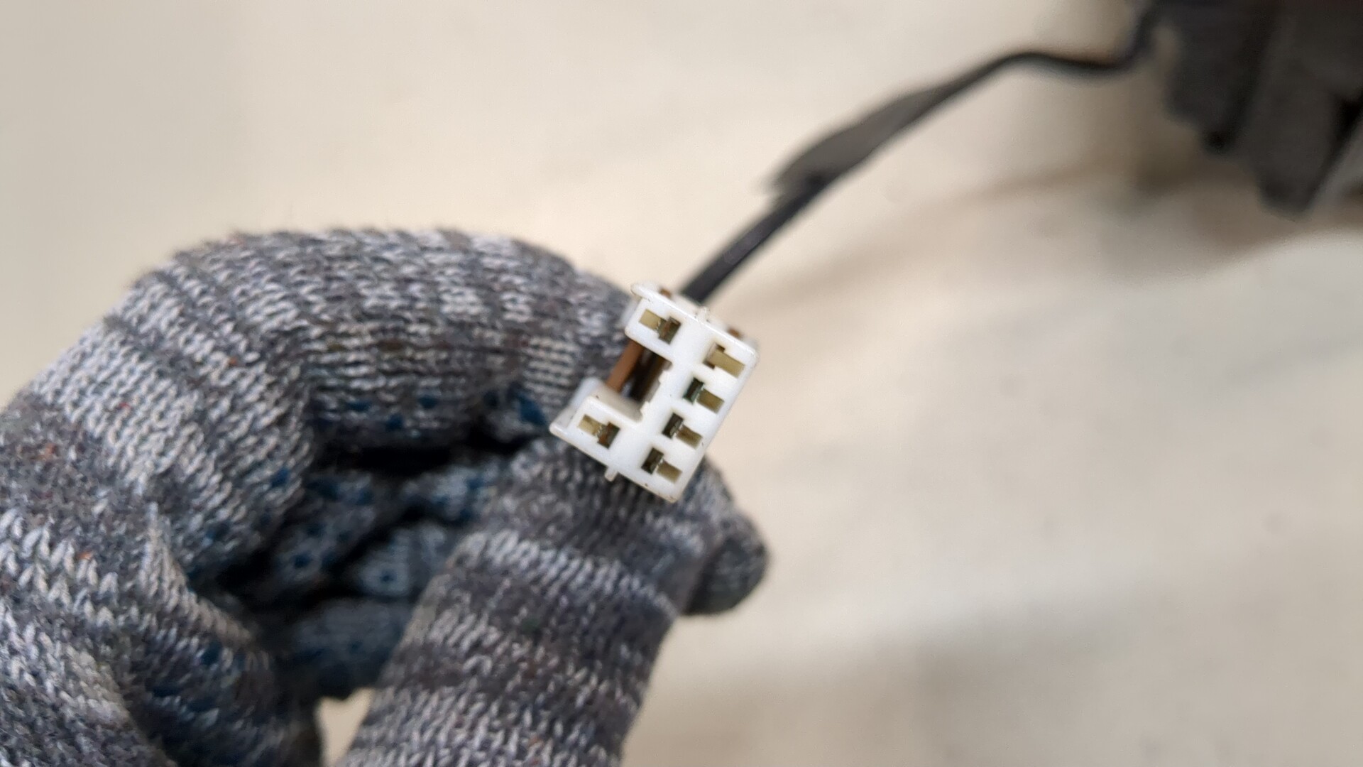 Зеркало левое электрическое