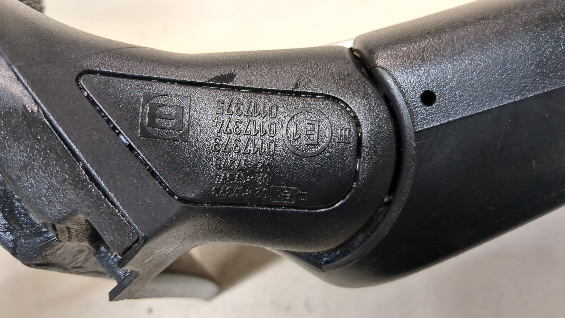 Зеркало левое электрическое