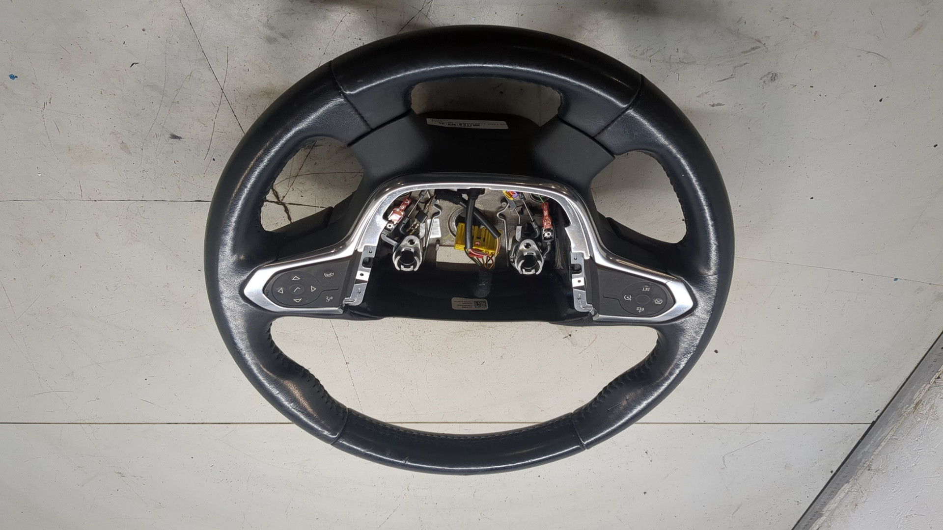 Рулевое колесо (руль)