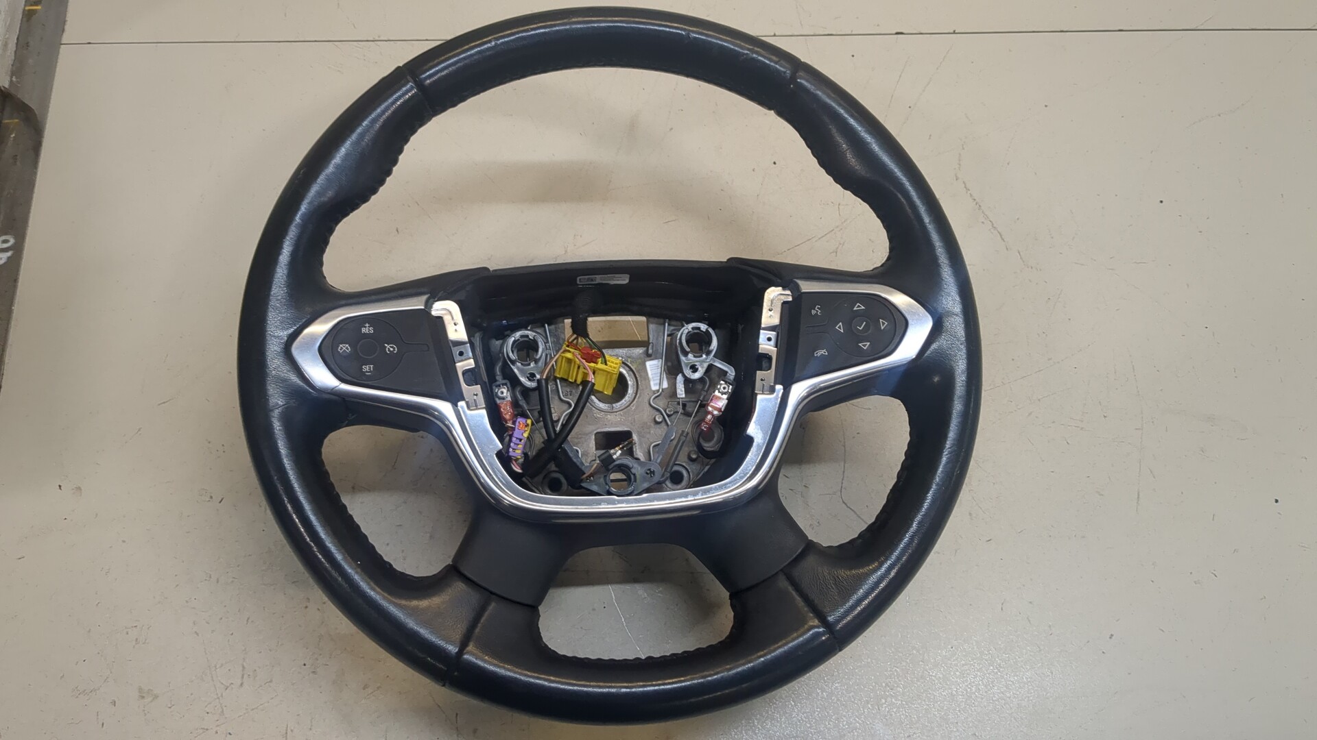 Рулевое колесо (руль)