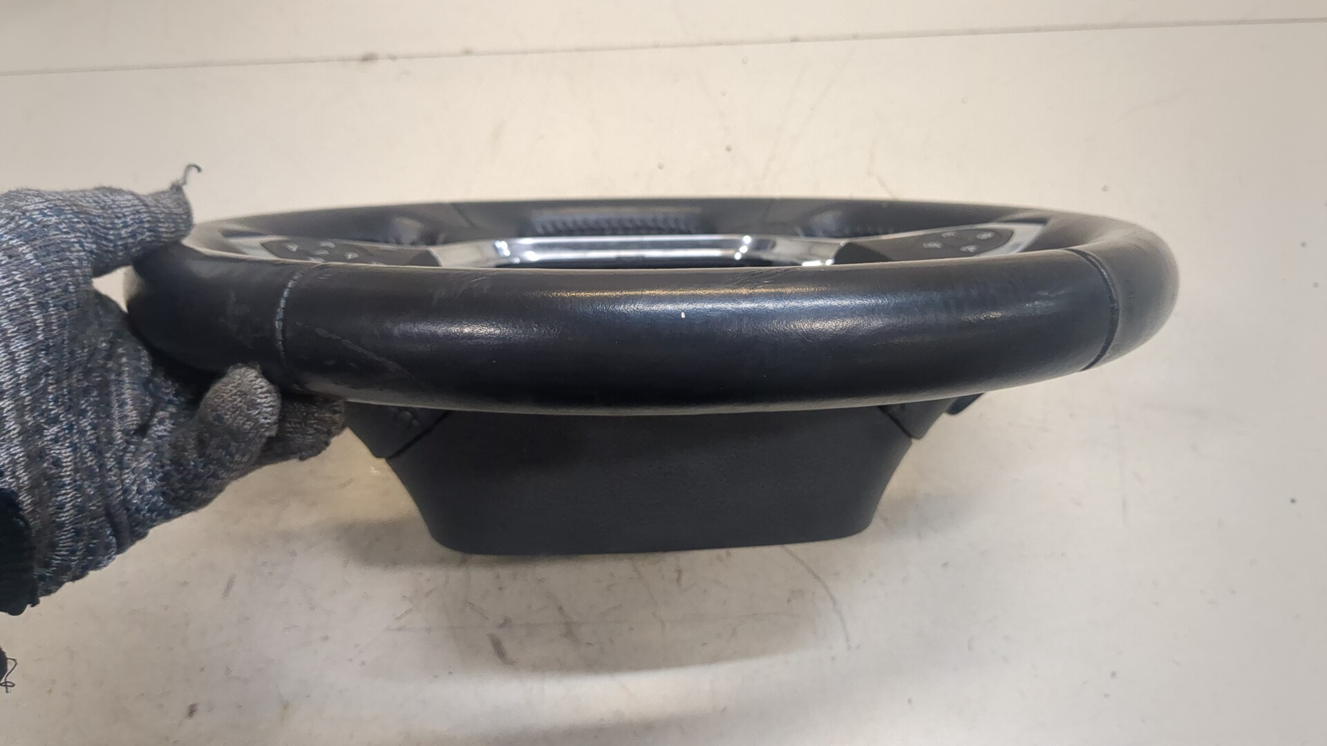 Рулевое колесо (руль)