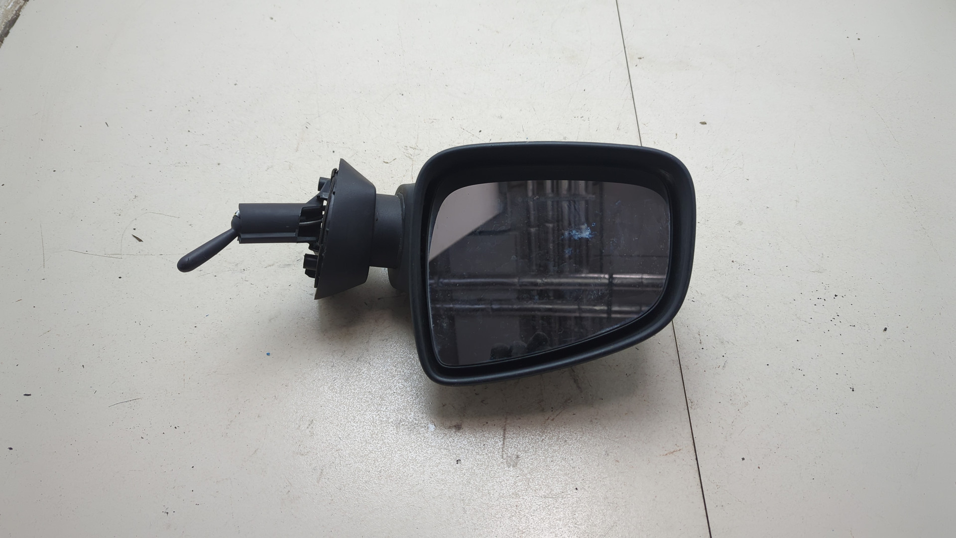 Зеркало левое электрическое