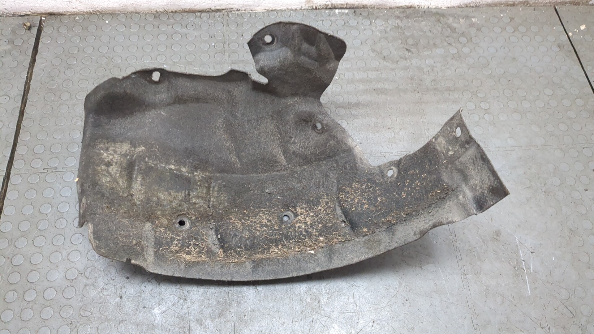 Локер передний левый