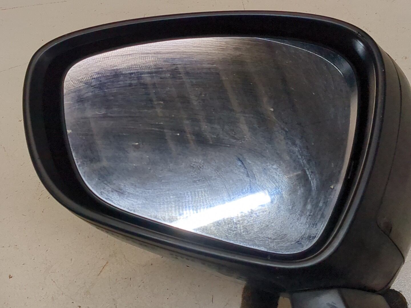 Зеркало левое электрическое