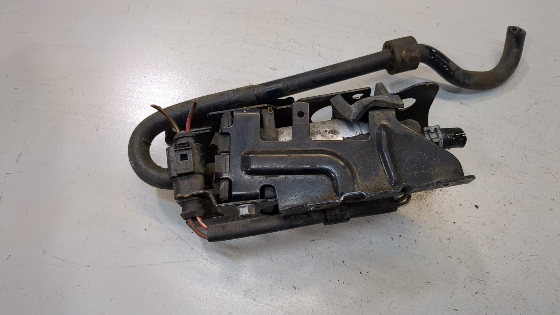 Насос топливный электрический