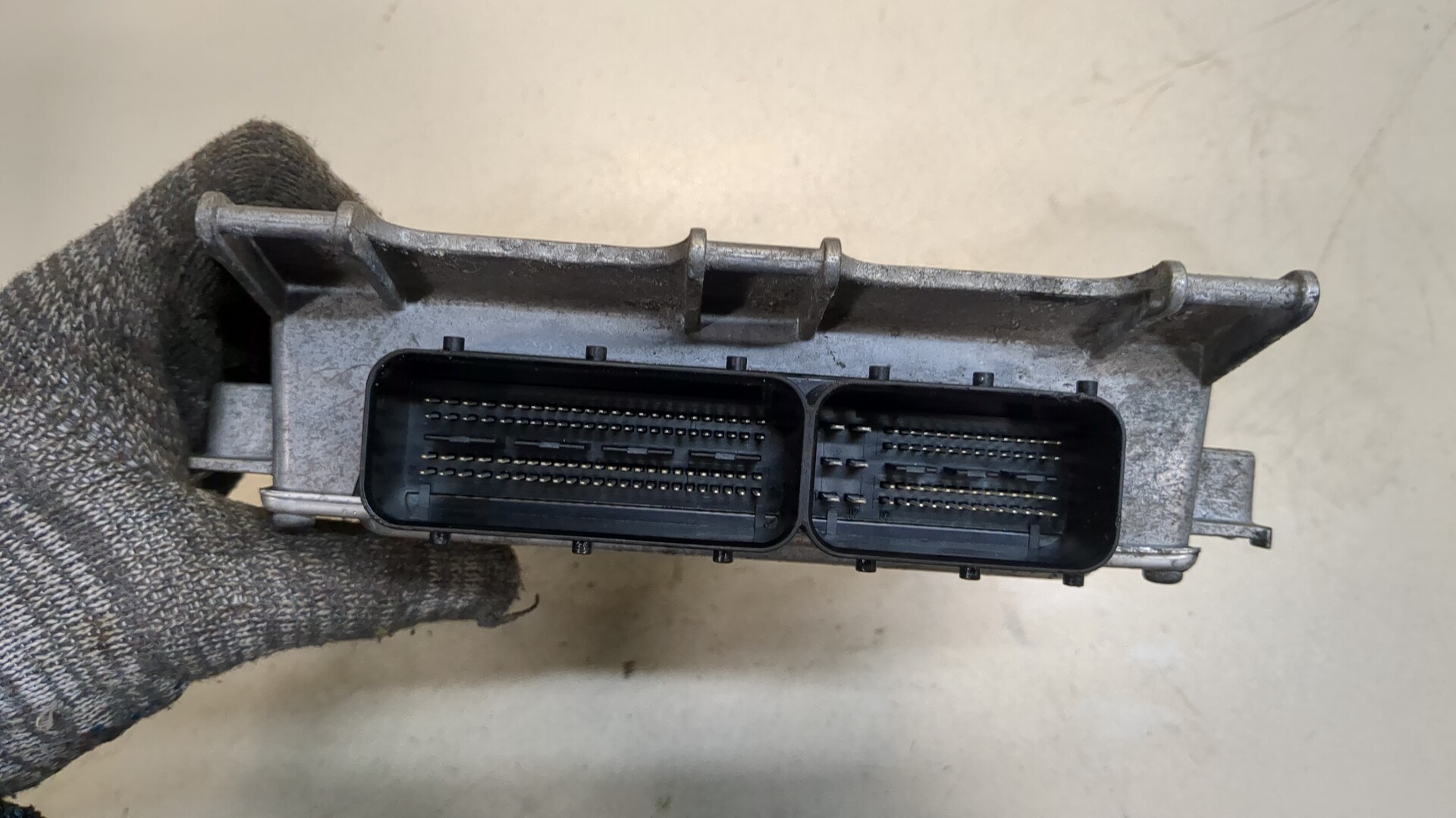 Блок управления двигателем