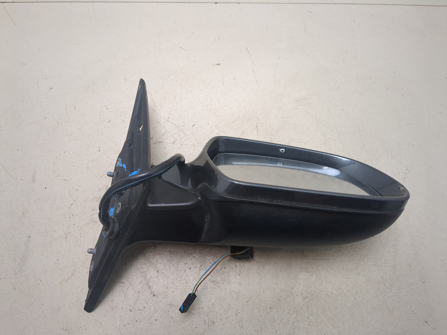 Зеркало правое электрическое