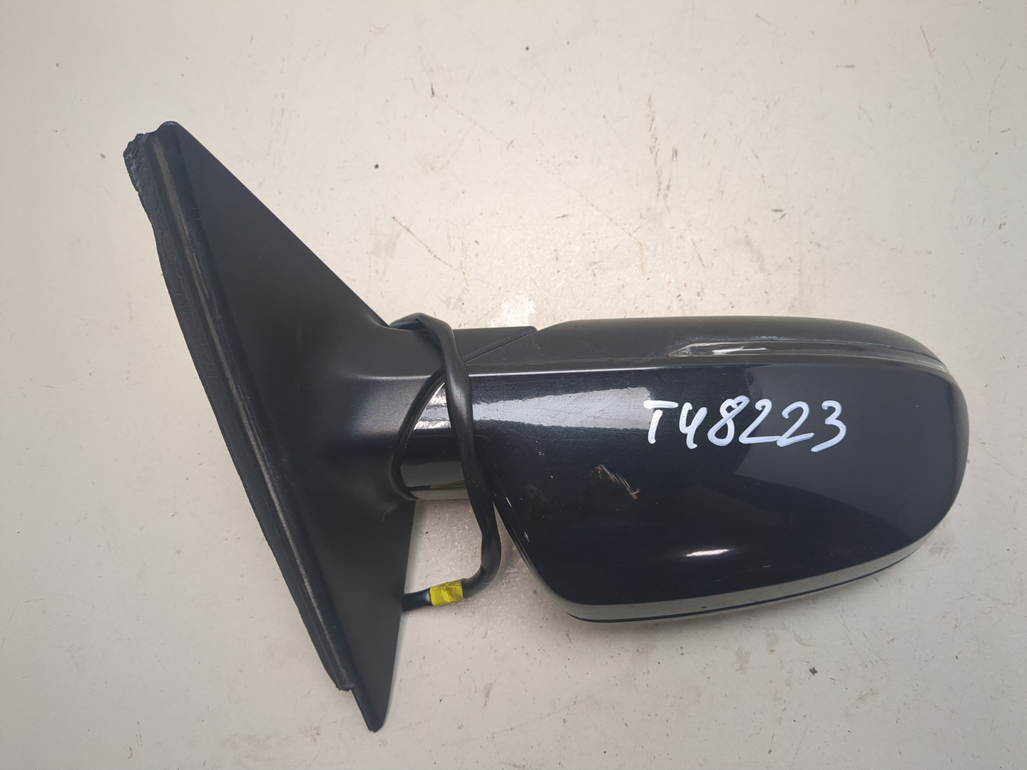 Зеркало правое электрическое