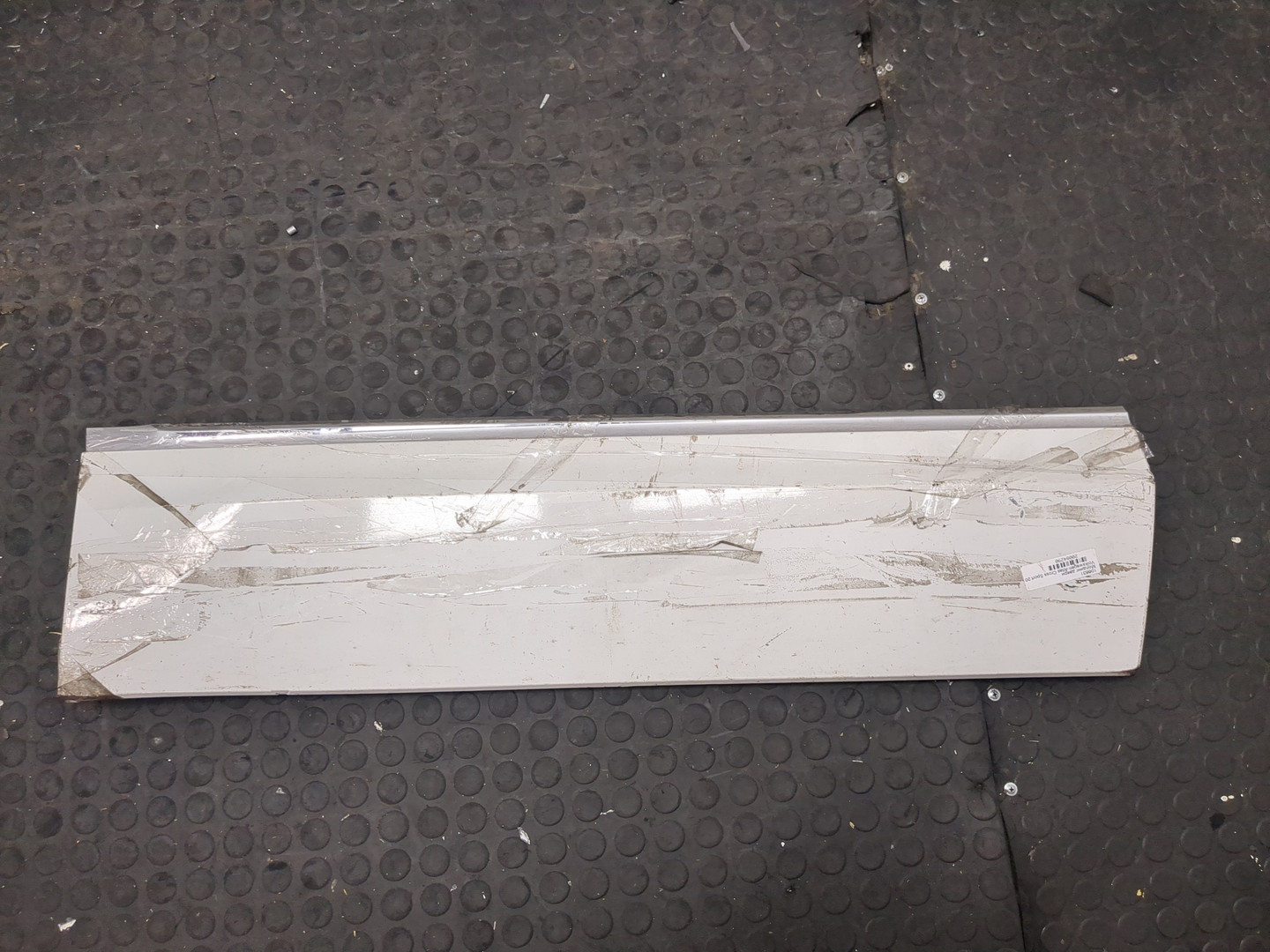 Молдинг двери