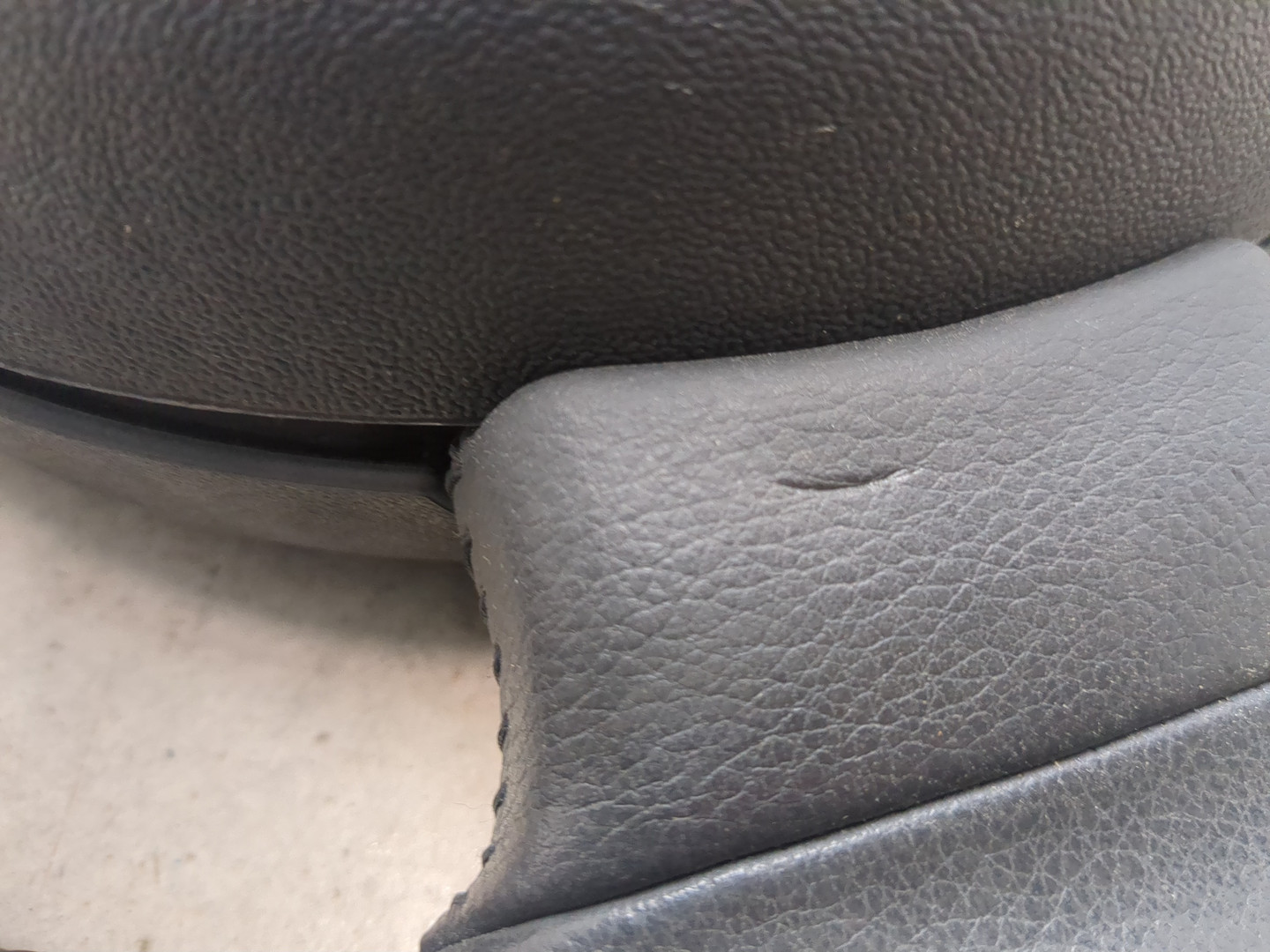 Рулевое колесо (руль)