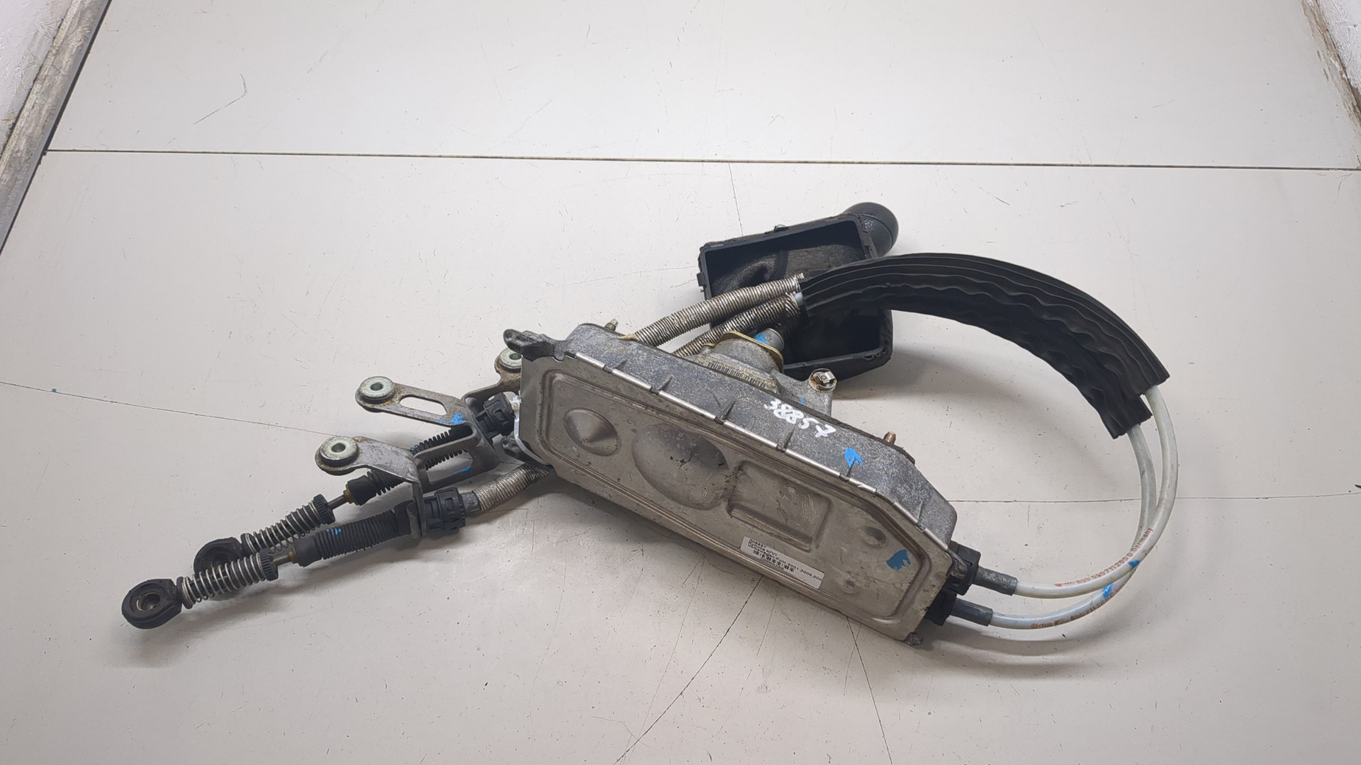 Кулиса МКПП / АКПП