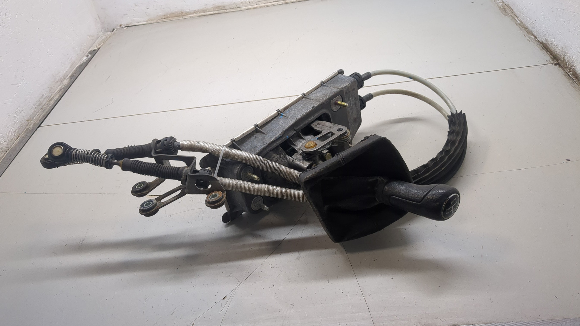 Кулиса МКПП / АКПП