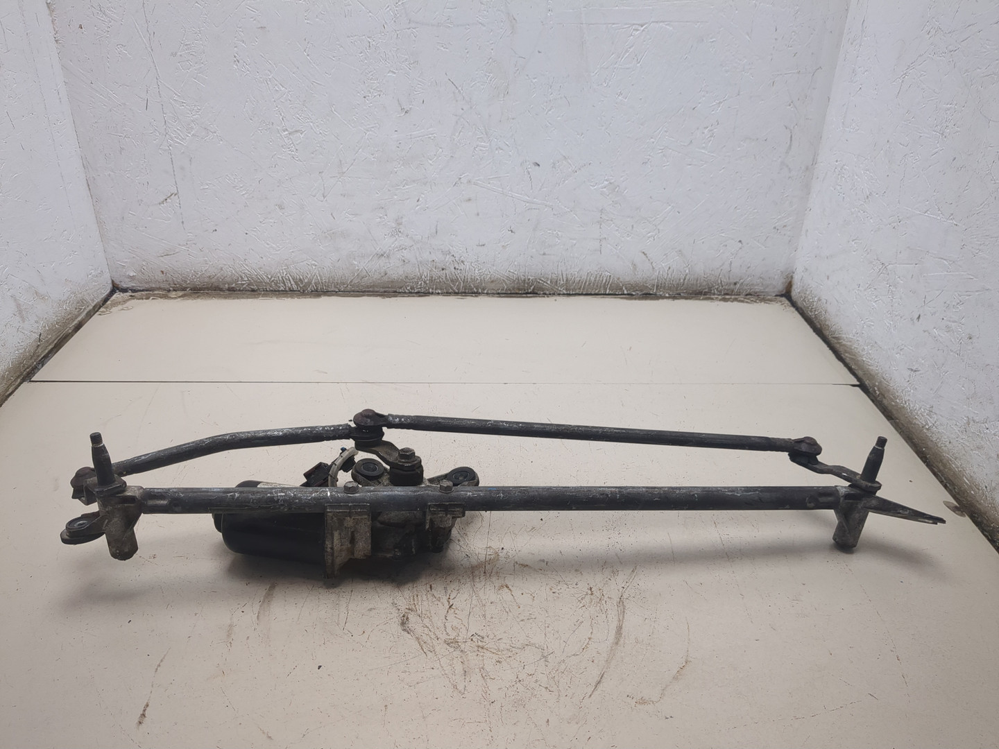 Трапеция стеклоочистителей