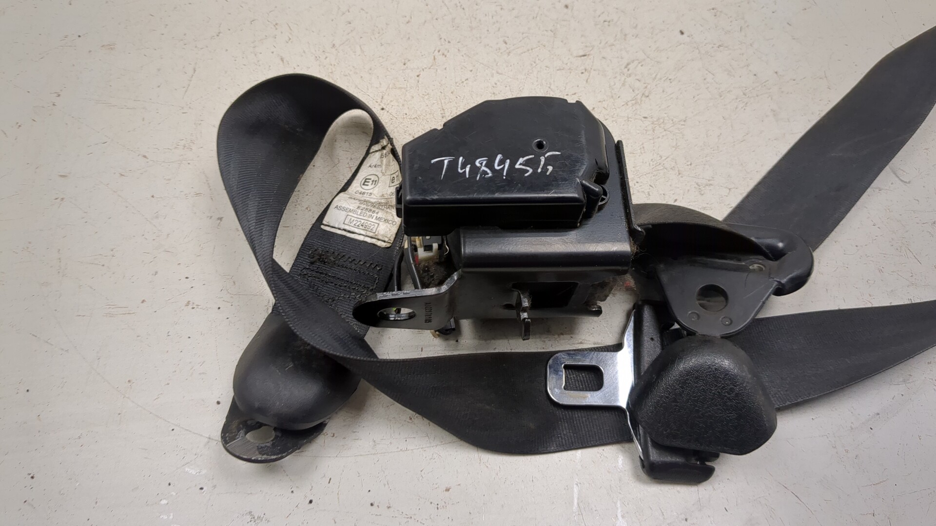 Ремень безопасности