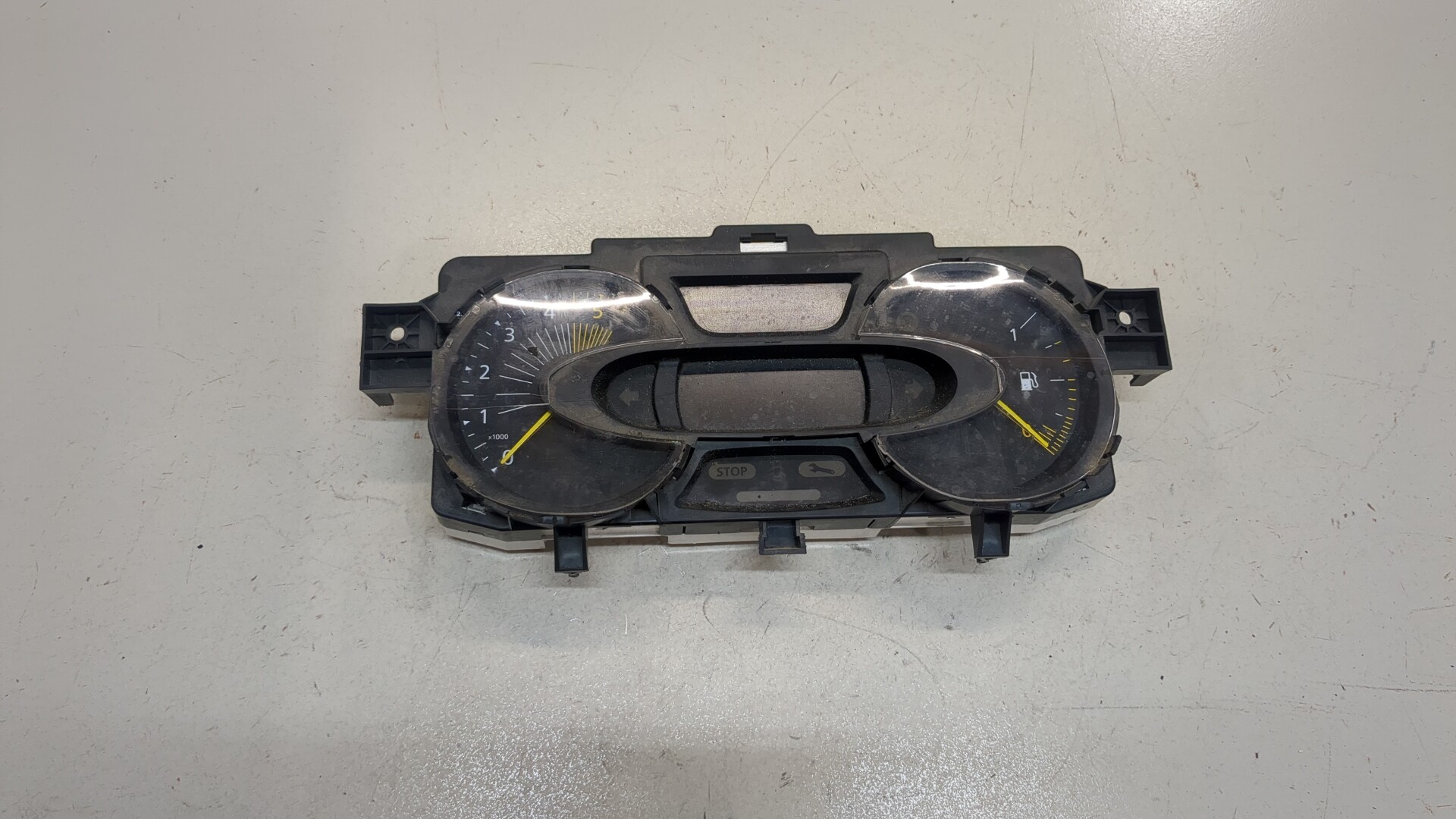 Панель приборов