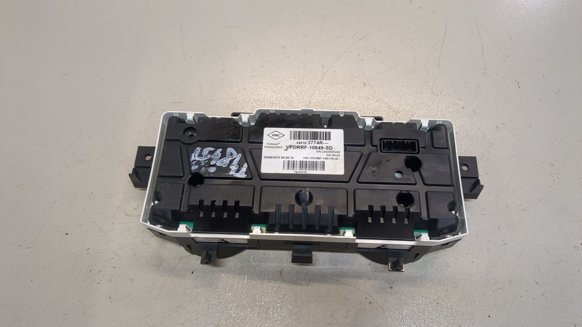 Панель приборов