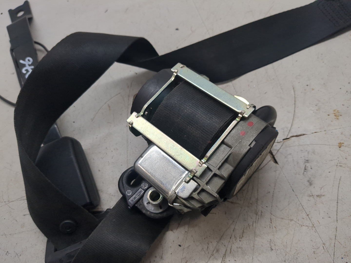 Ремень безопасности