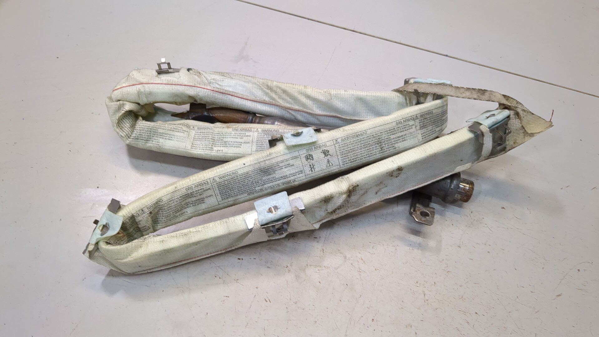 Подушка безопасности боковая (шторка)