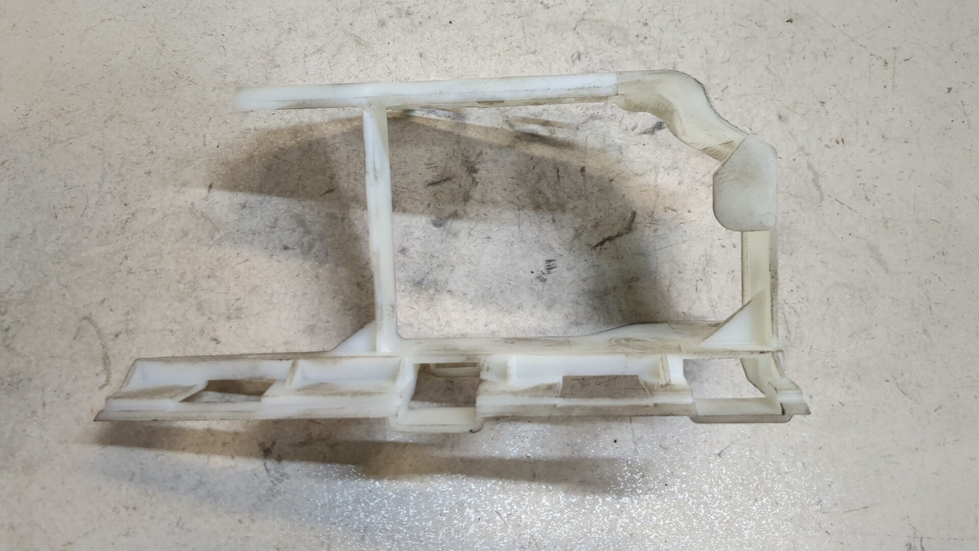 Кронштейн электронного блока управления / контроля