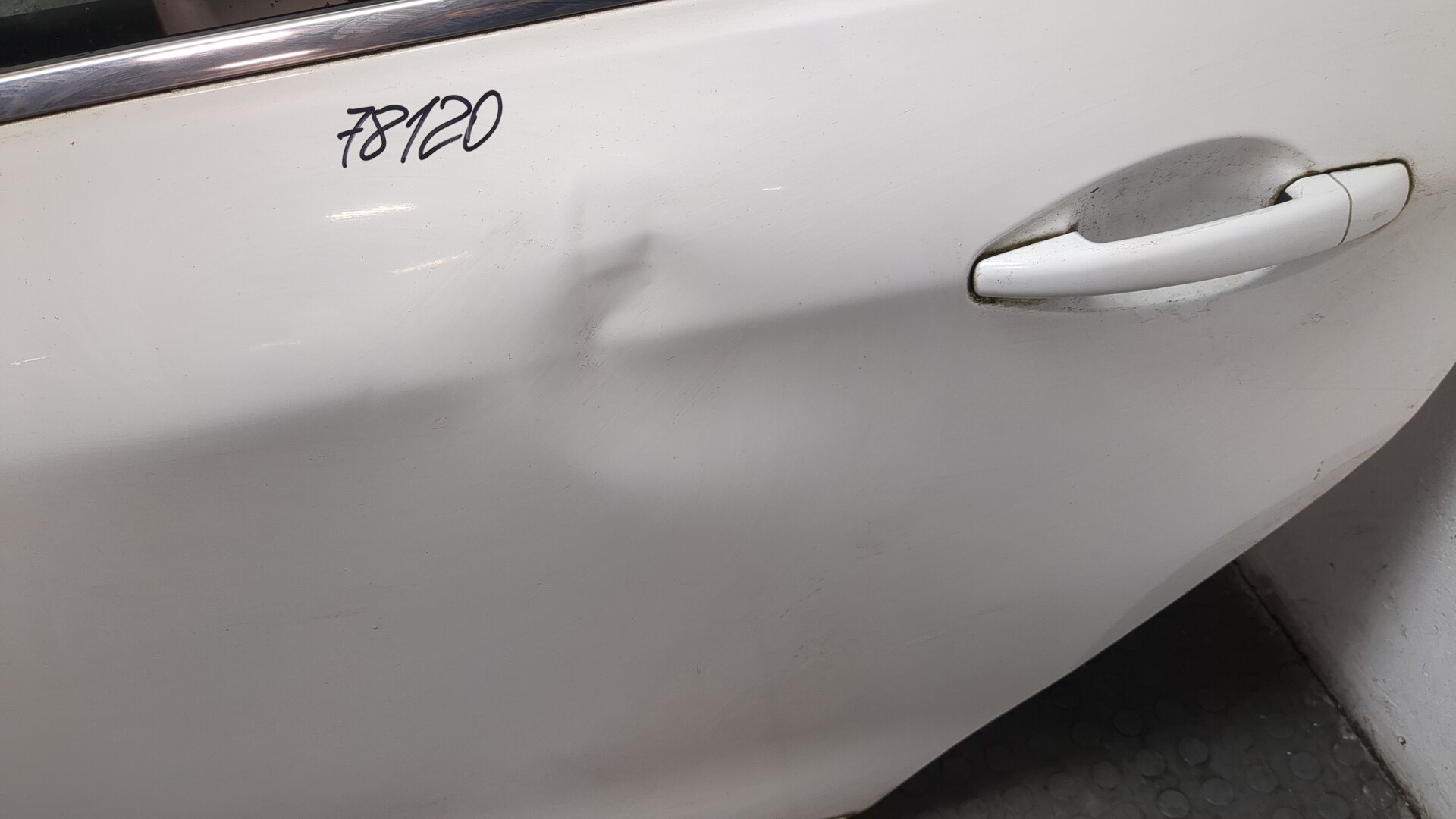 Дверь задняя левая