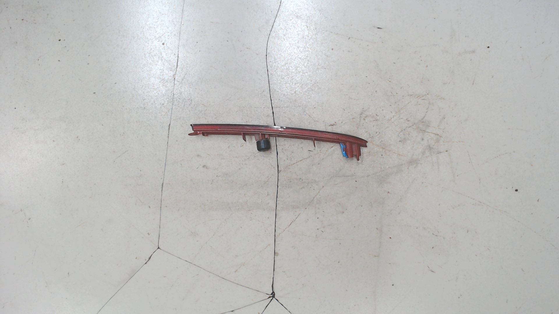 Отражатель в бампер задний левый