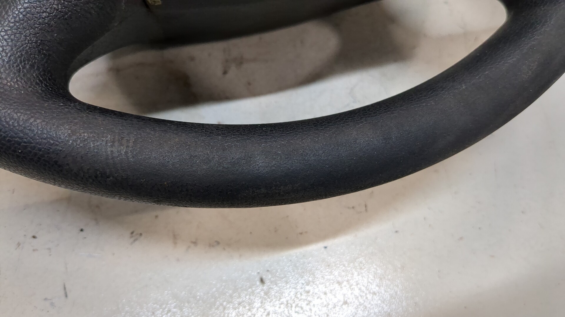 Рулевое колесо (руль)