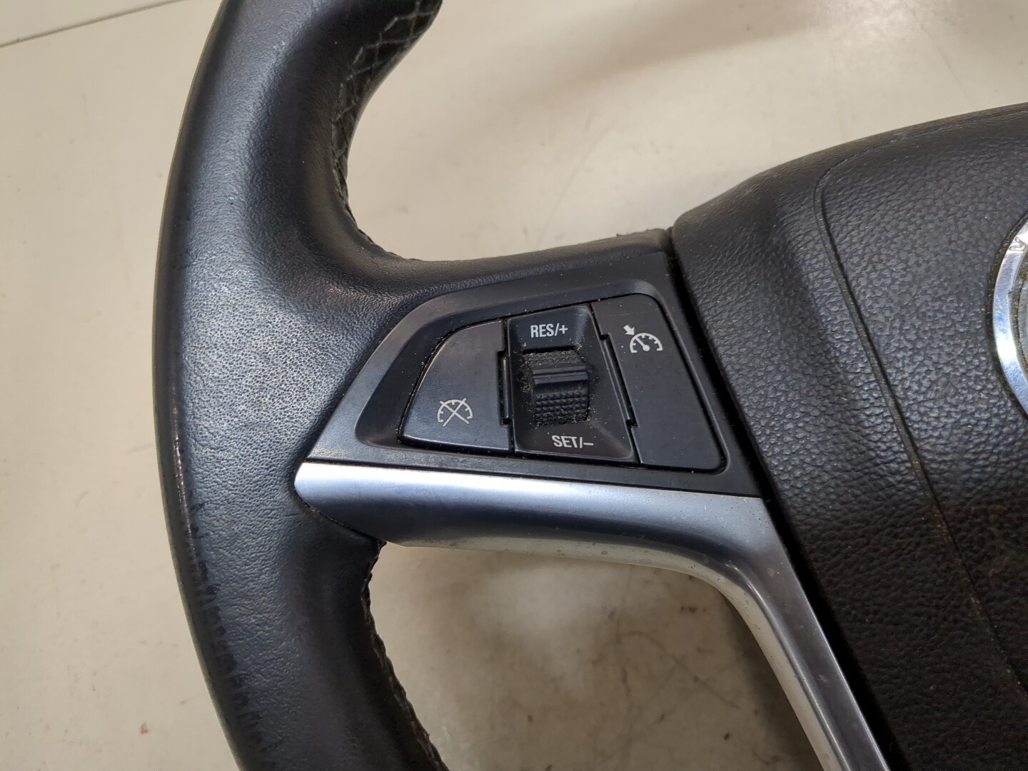 Рулевое колесо (руль)