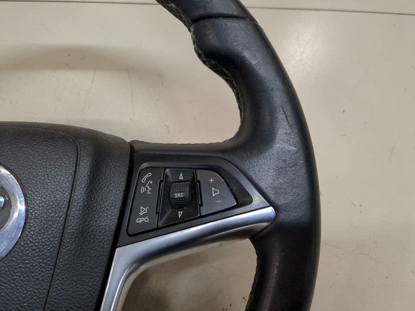 Рулевое колесо (руль)