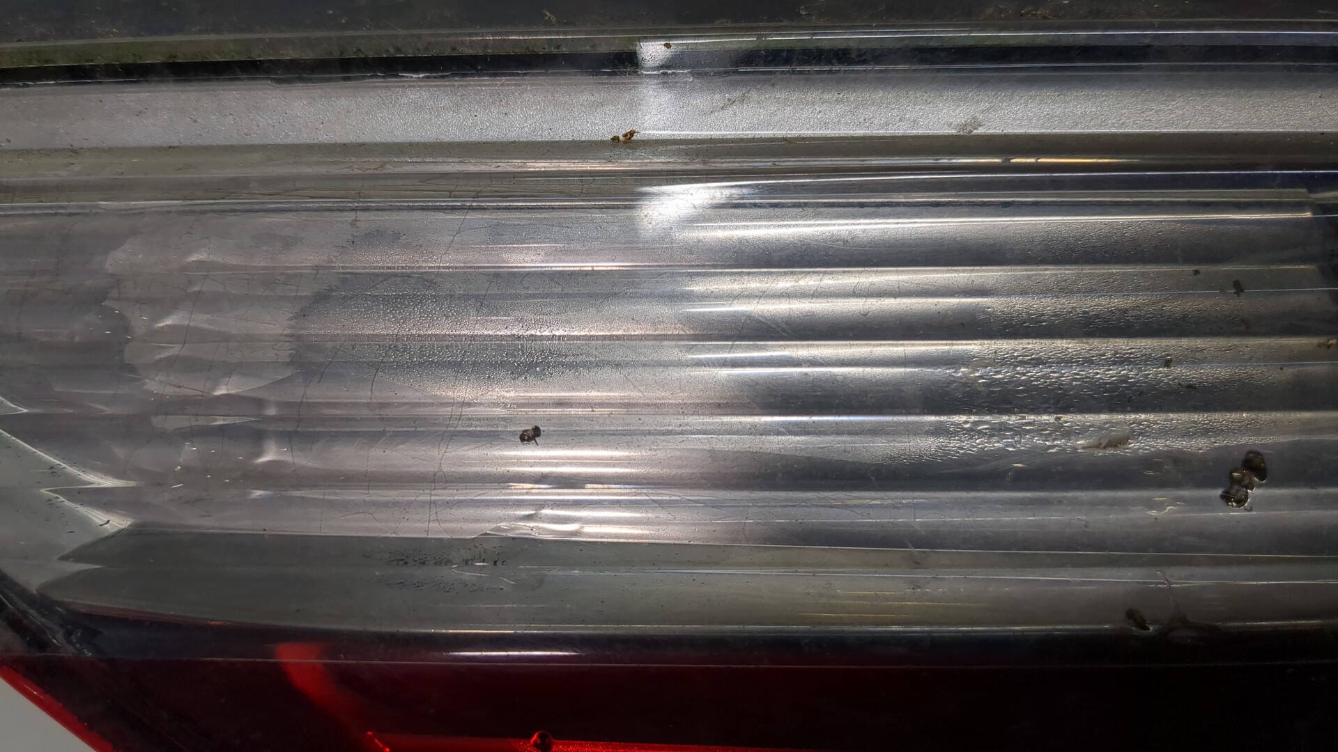 Фонарь задний левый