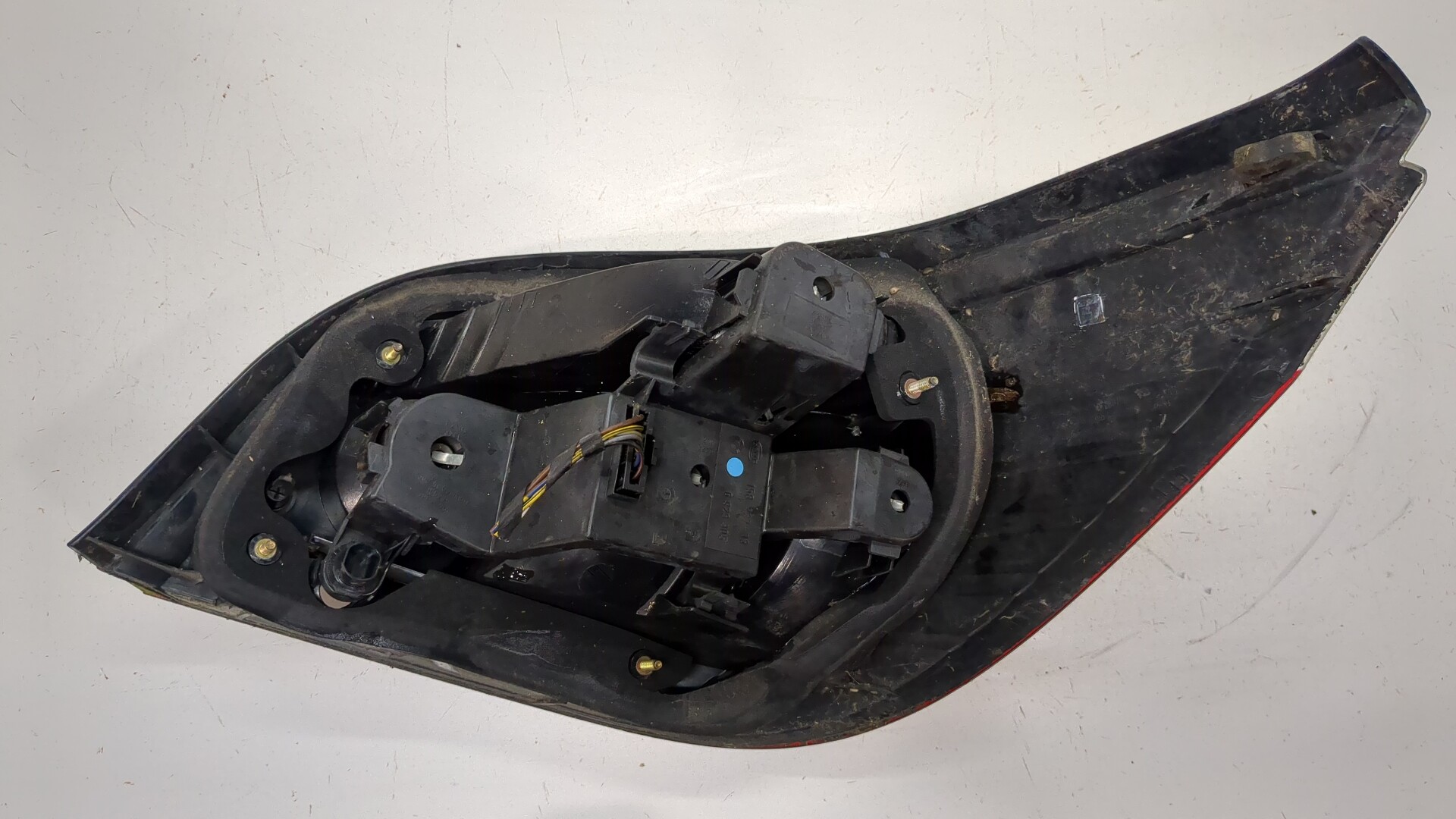 Фонарь задний левый