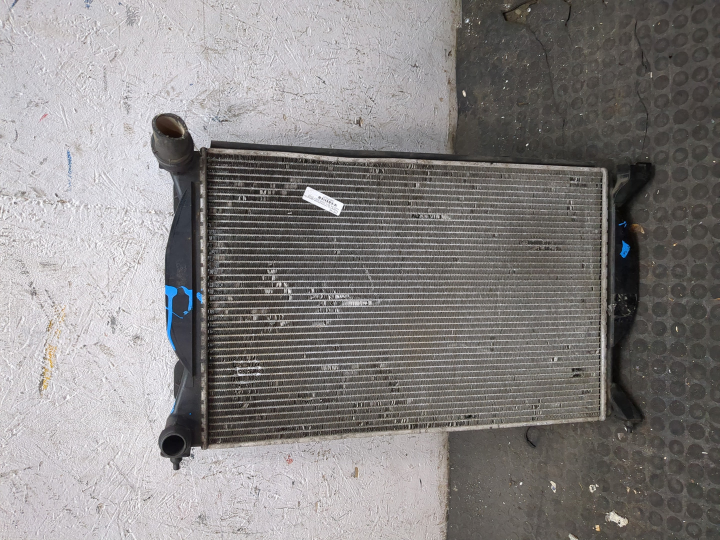 Радиатор охлаждения двигателя основной