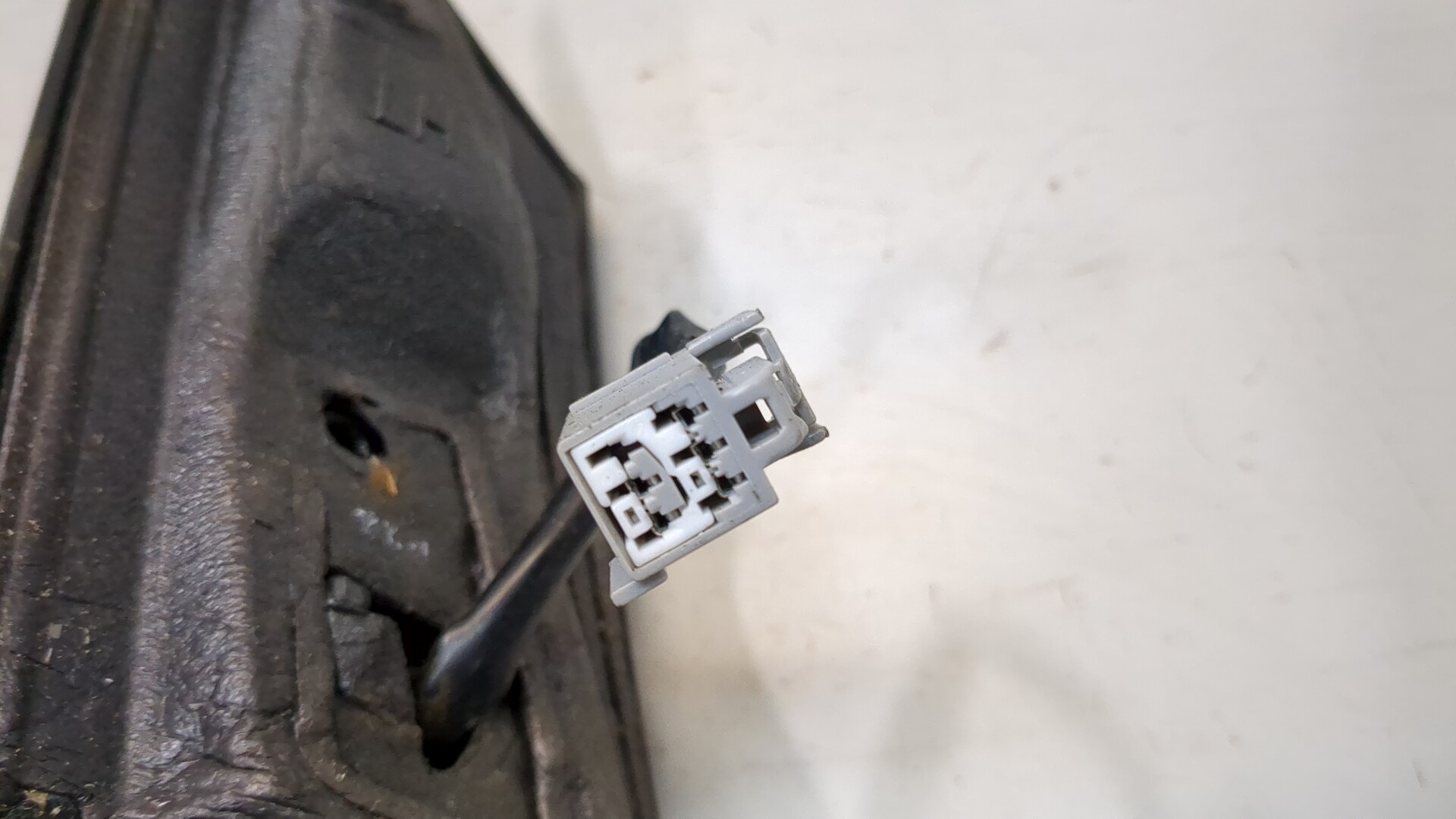 Зеркало левое электрическое