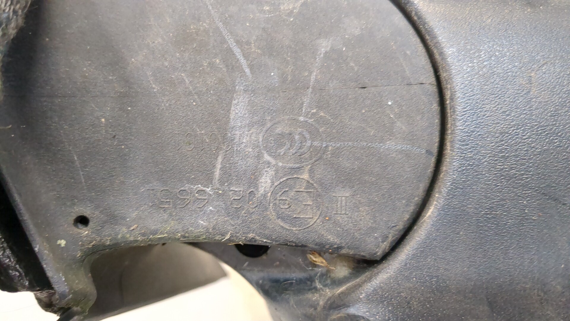 Зеркало левое электрическое