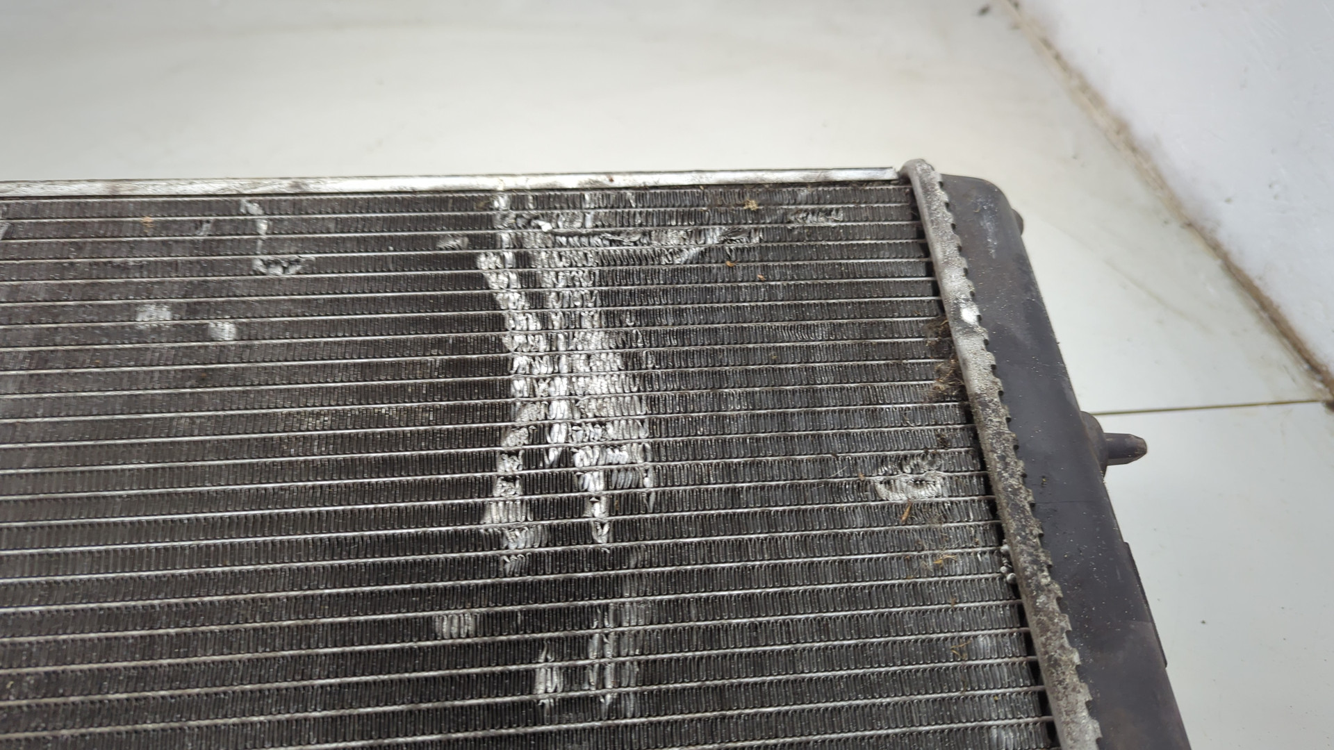 Радиатор охлаждения двигателя основной