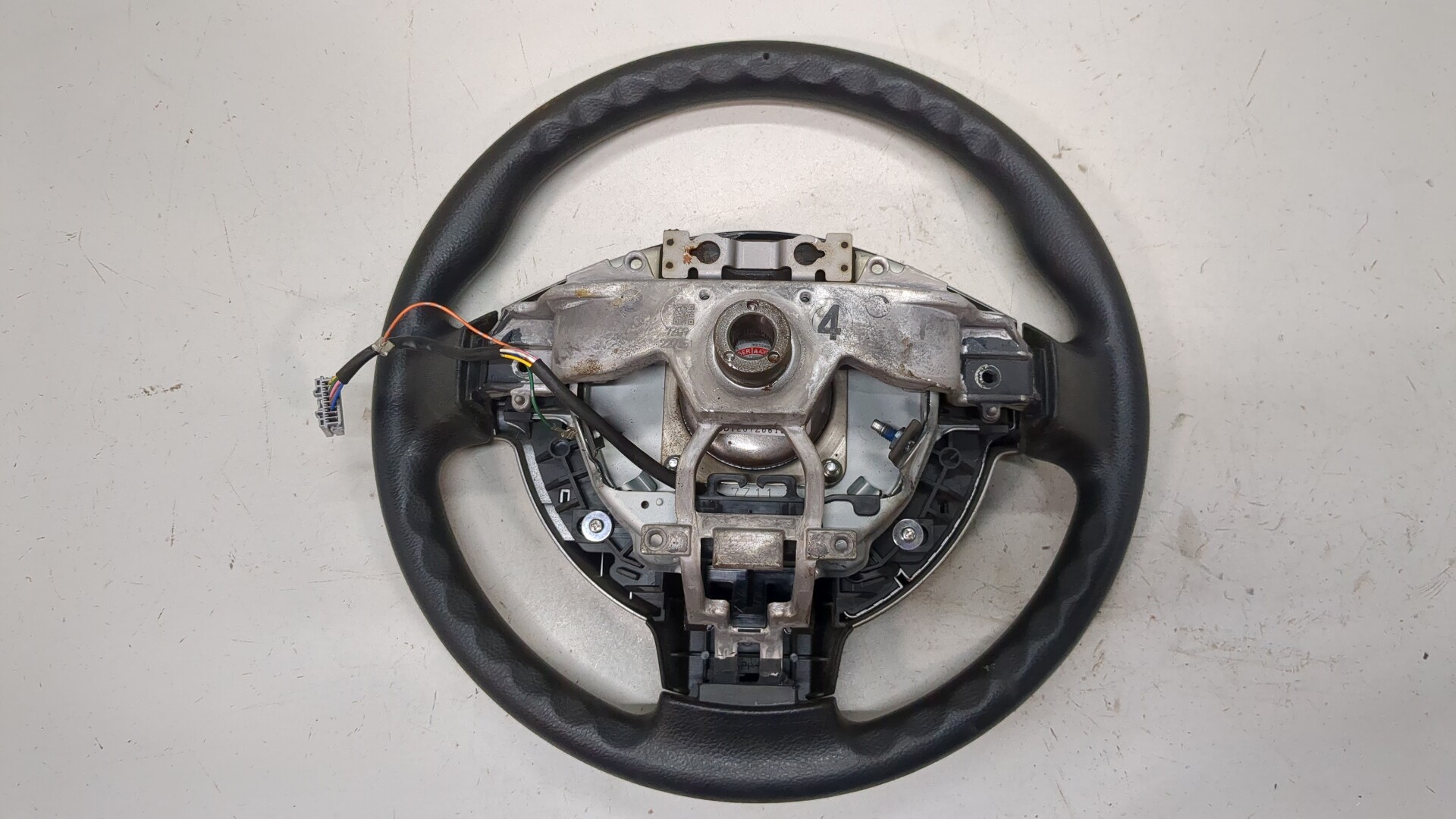 Рулевое колесо (руль)