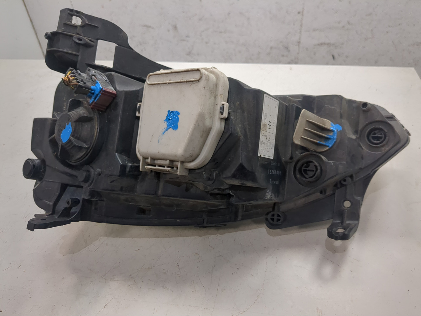 Фара правая