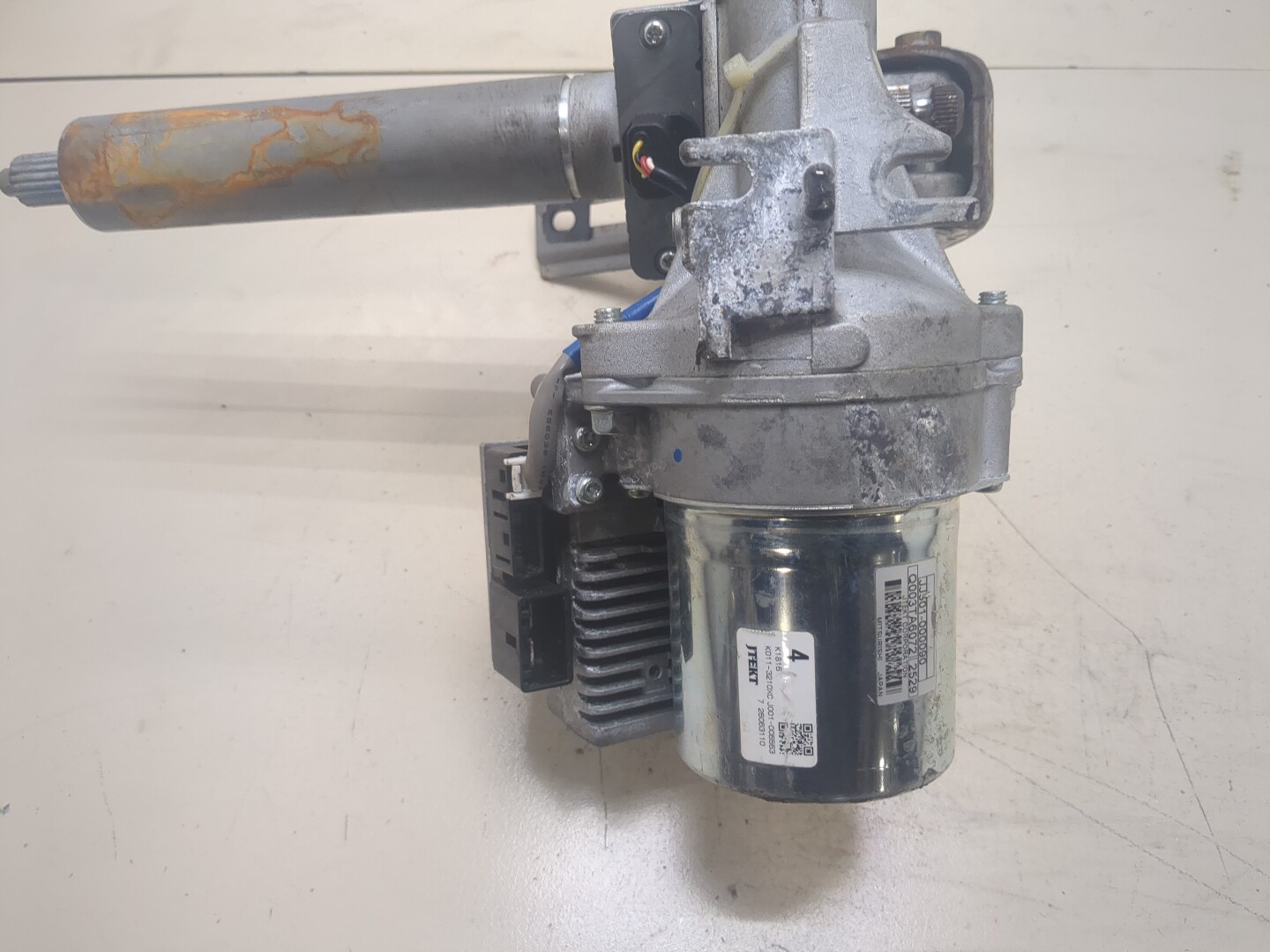 Серводвигатель рулевой рейки