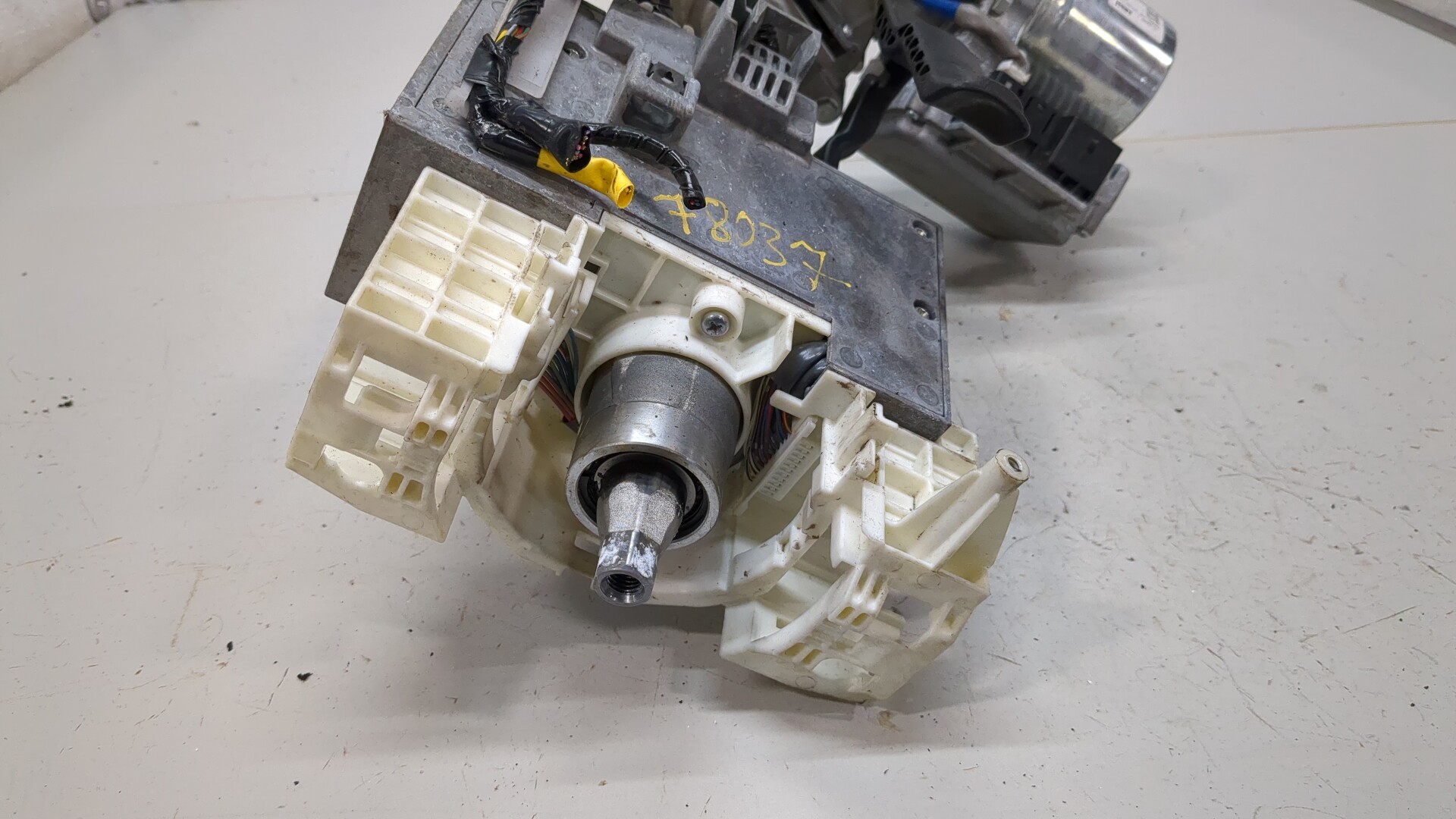 Серводвигатель рулевой рейки