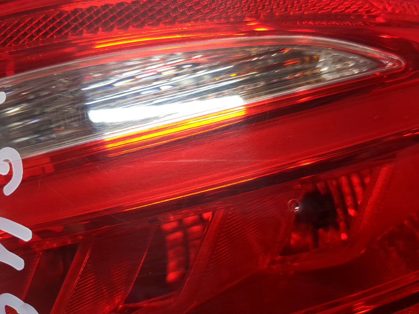 Фонарь задний правый