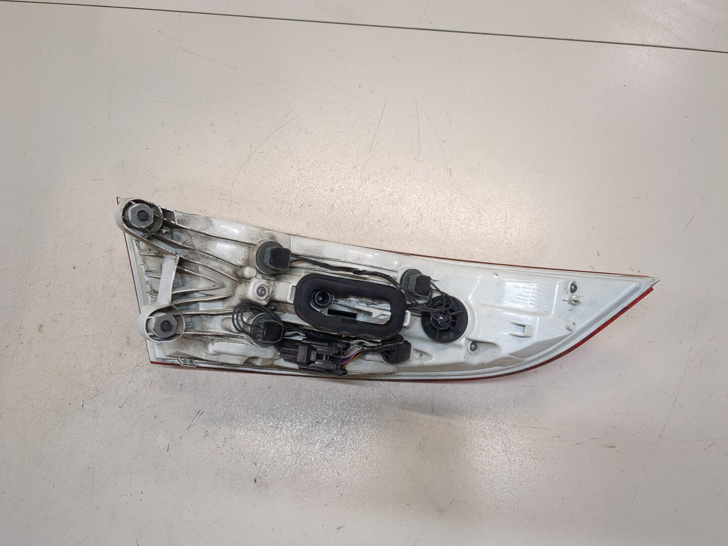 Фонарь задний правый