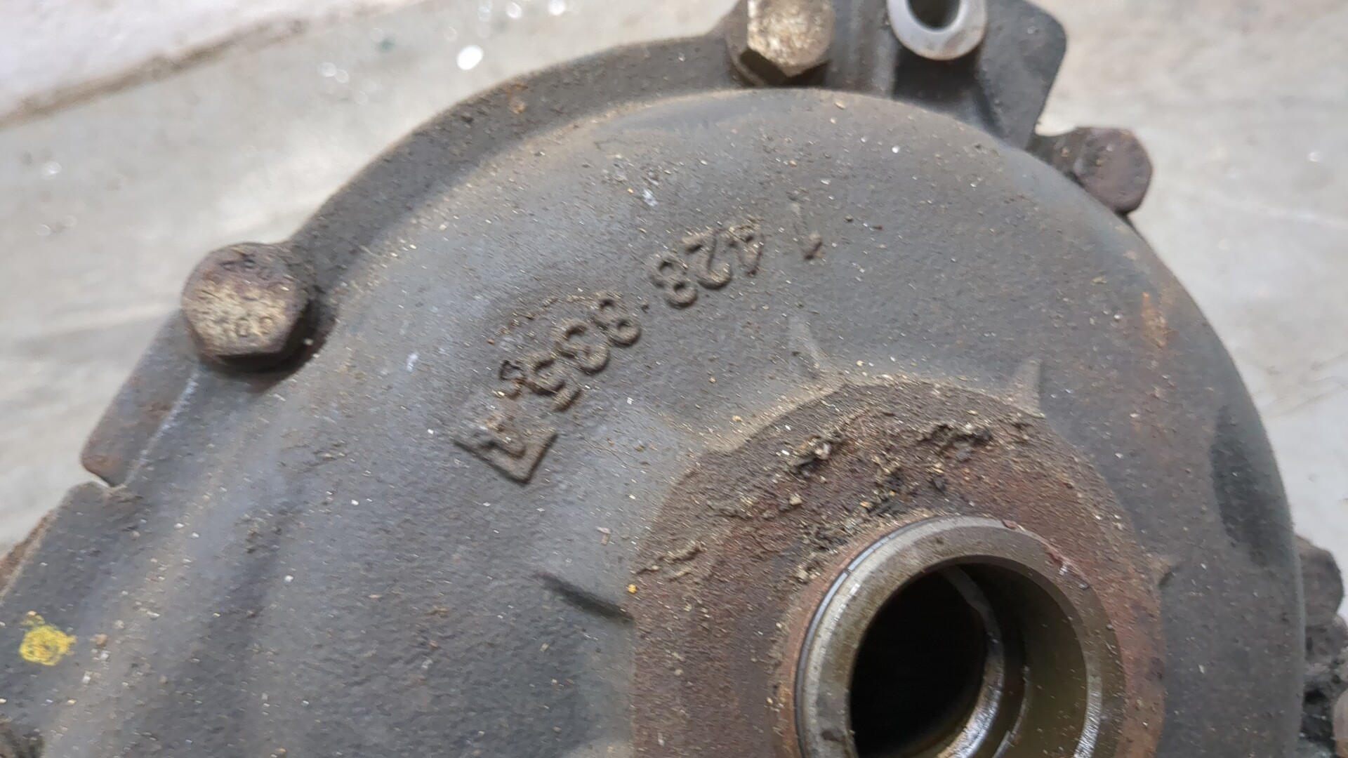 Редуктор переднего моста