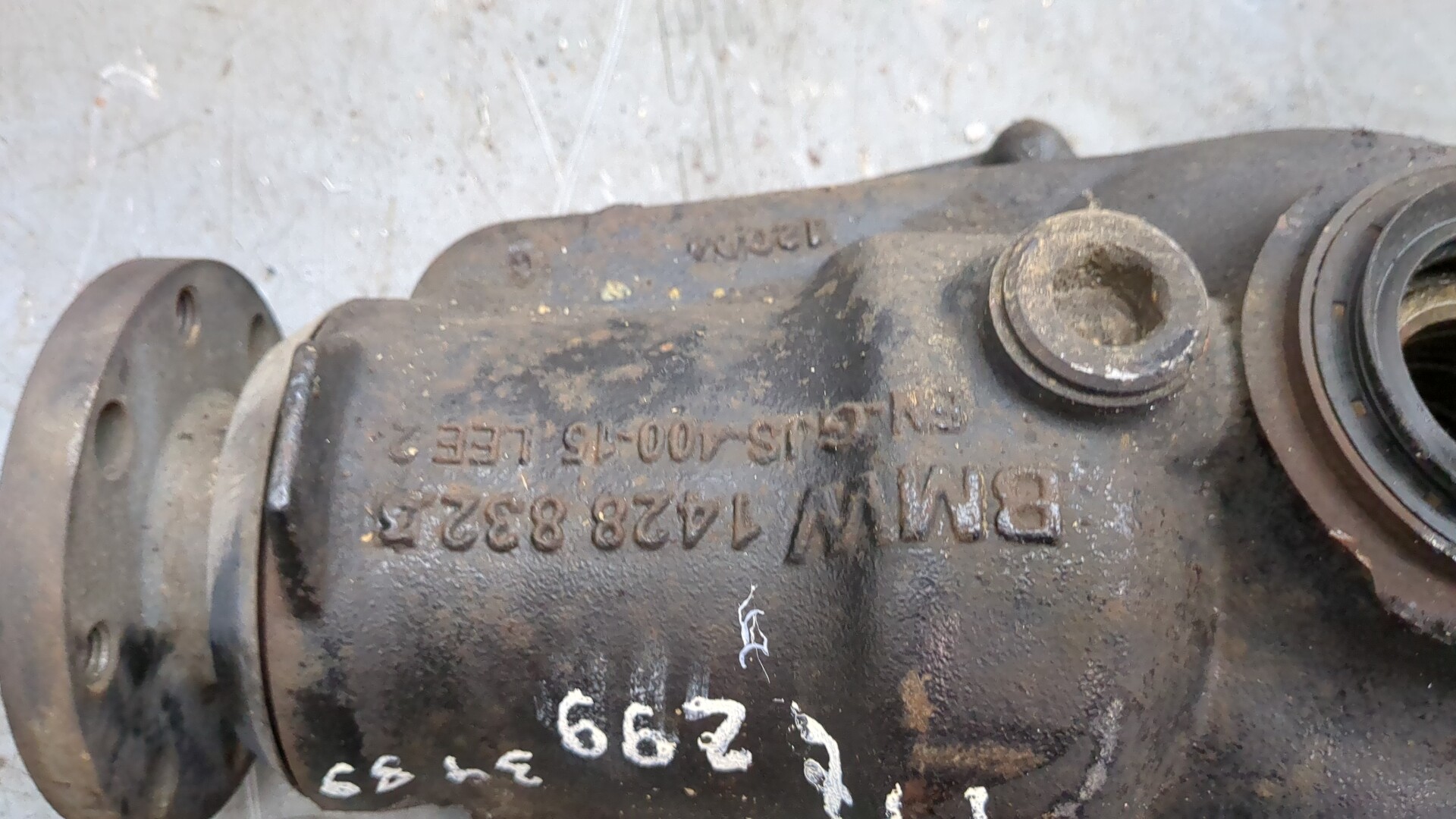 Редуктор переднего моста