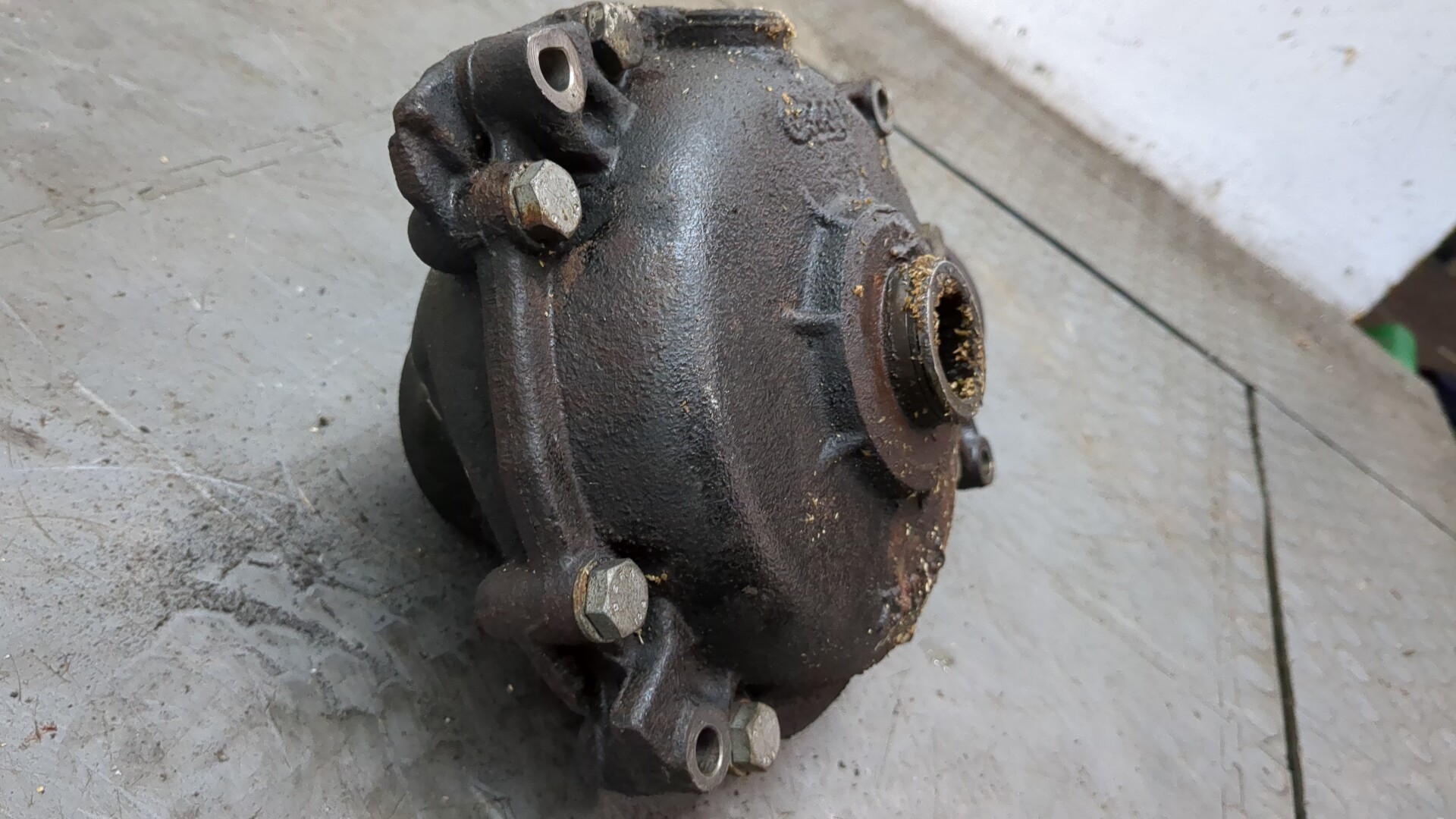 Редуктор переднего моста