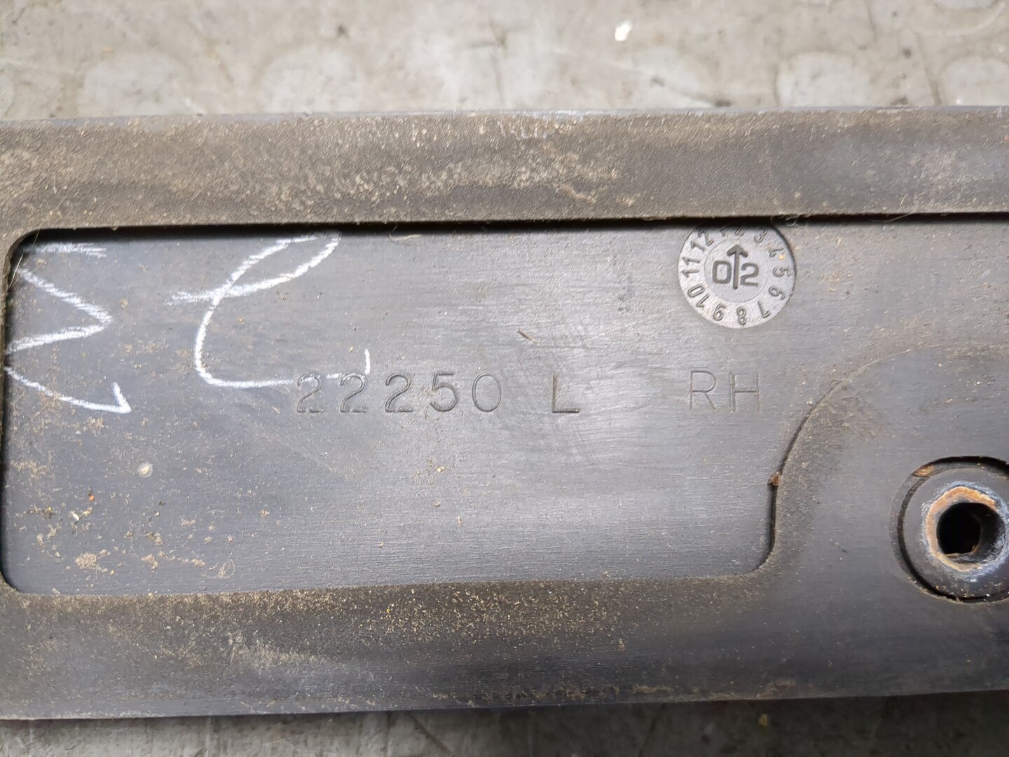 Рейлинг (релинг) правый (планка на крышу)