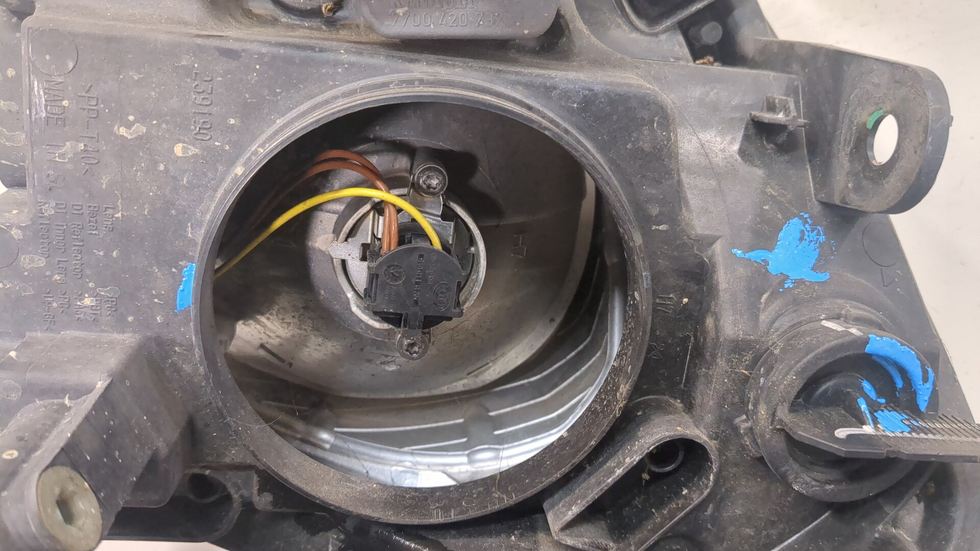 Фара правая